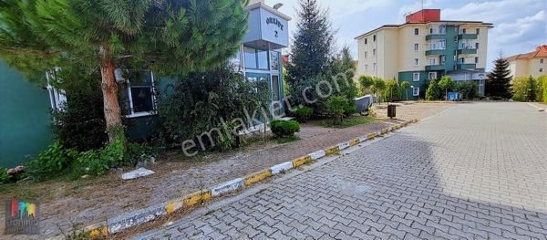 Korucuk Baytur Sts Orkide 2 Blokta Satılık 4+1 Ara Kat Daire