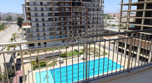 Liya Marin 1 De Muhteşem Havuz Manzaralı 2+1 Lüx Daire