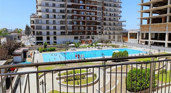 Liya Marin 1 De Muhteşem Havuz Manzaralı 3+1 Lüx Daire