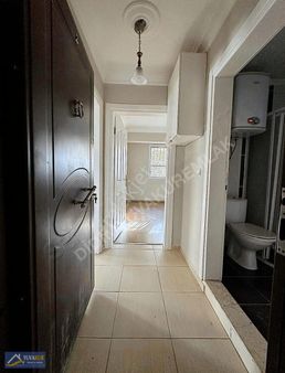 Efeler De Geniş 1+1 Daire