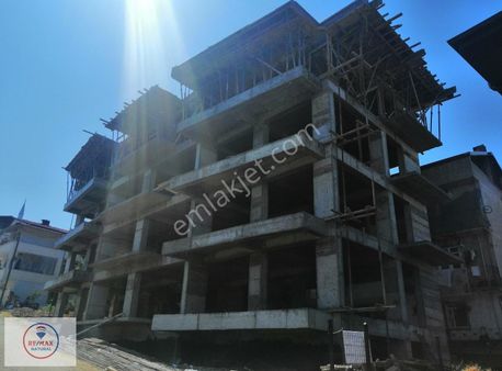 Remax Natural'den 2+1 Deniz Manzaralı Daire
