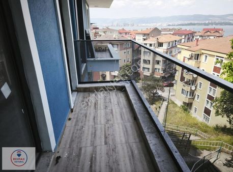 Natural Den Değirmenderede Deniz Manzaralı Sıfır Daire