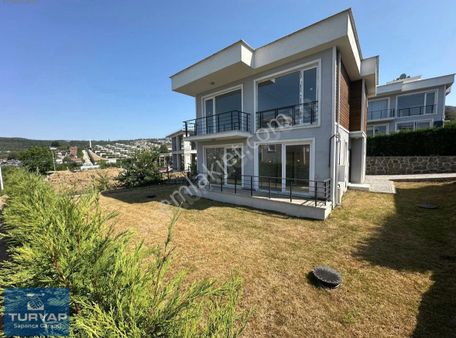 Turyaptan Sapanca Ünlücede Müstakil Bahçeli Göl Manzaralı 4+1 Vi