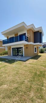 Kuşadası Davutlar 4 Oda 1 Salon Mustakil Villa