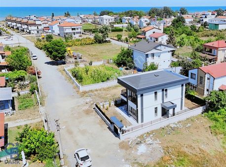 Cb Park/sefa Kızıldağ'dan Sahile 300 Mt. Mesafede 4+1 Lüks Villa