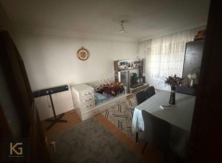 Fatih Mahallesinde Kullanışlı Uygun Daire