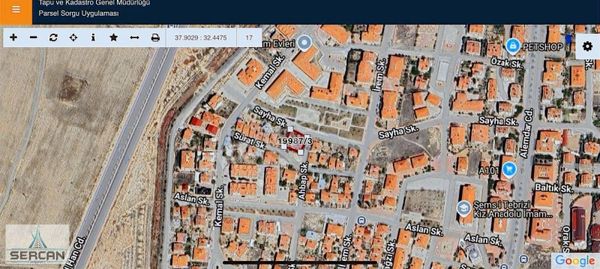 Hocacihanda 663 M2 Arsa İçinde 163 M2 Satılık Hisse