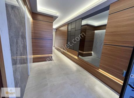 Çarşı Merkezde Butik Site İçinde 1+1 Ve 2+1 Lüks Daireler