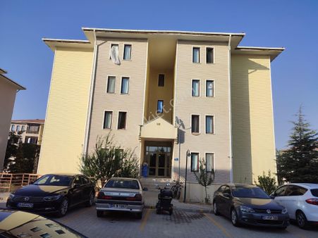 Acil, Yaşamkent Mh, Bulvar Yanı, Site İçi, Ara Kat, Satılık 3+1 Daire