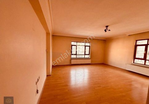 Etimesgut Piyade Mahallesinde 3+1 Satılık Daire