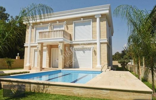 Döşemealtı Yeşilbayır'da 5+1 Müstakil Satılık Lüks Tasarım Villa