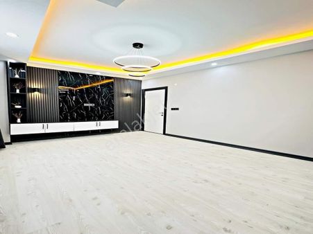 Nur Yapı'dan Ana Caddeye Yakın 2+1 Bahçeli Daire