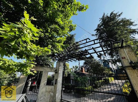 Piyasa Gayrımenkulden Deniz Manzaralı Havuzlu 7+2 Müstakil Villa
