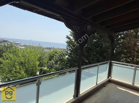 Piyasa Gayrımenkulden Deniz Manzaralı Havuzlu 6+2 Satılık Villa