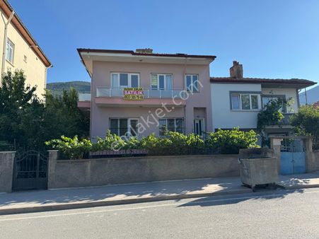 Birimden Satılık Bakımlı İki Katlı Müstakil