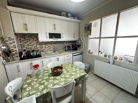 Evim-nur'dan Kadıköy Mh 3+1 2.kat 135m2 Dışcepheli Mükemmel Konumda Masrafsız Fırsat Daire