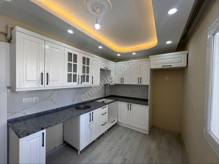 İzmir Buca Mustafa Kemal Mah Satılık 2+1 Doğalgazlıdaire