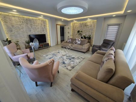 Delux'den Hürriyet Mah.'de Okullar Bölgesinde Lux Kiralık 3+1