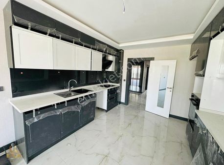 Etlik Gayrimenkul'den Ovacık Bulvarda 4+1 Ultra Lüks Daire !!!!