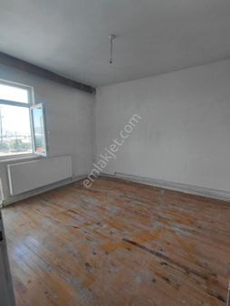 Isparta Merkez Anadolu Mahallesinde Kiralık Daire