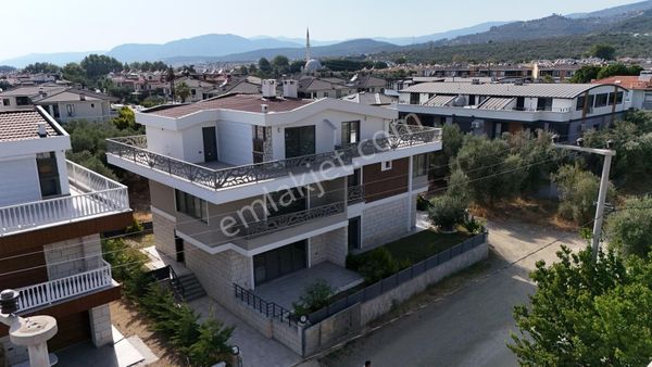 Deniz Manzaralı 5+1 Lüks Villa Ferah Yaşam Eşsiz Manzara!