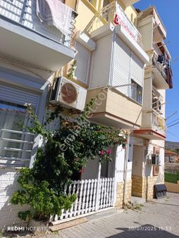 Eski Foça Merkezde Satılık 2+1 Zemin Kat Daire