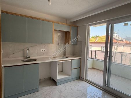 Dalaman Hürriyet’te Kapalı Mutfak 2+1 Ara Kat Daire Satılık