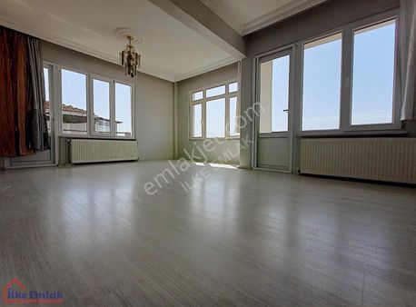 Acil Satılık !! Kaleiçi'nde, İçi Yenilenmiş, Masrafsız 3+1 Daire