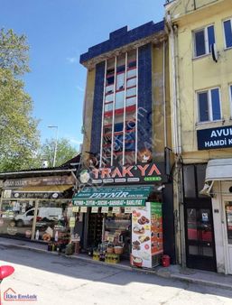 Edirne Taşhan Otel Karşısında Satılık 3 Katlı Dükkan