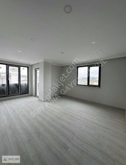 Çekmeköy Cumhuriyet Mah. Satılık 4+2 Orman Manzara. Dublex Daire