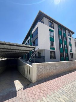 Gürhan Gayrimenkulden Satılık Sancak Mahallesinde 3+1 Yüksek Giriş