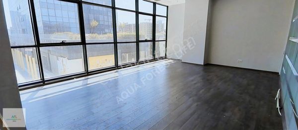 Ritim İstanbul'da Satılık İş Yeri Ofis Veya Dükkan Mağaza