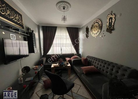 Fevzipaşa Caddesine Yakın 1. Kat 2+1 Satılık Daire