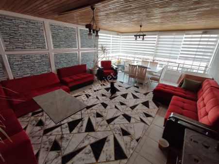 Ufuktepe'de Cadde Üzeri Lüx Yapılı 5+1 Kilerli Dublex Daire Tuğrul Emlak'tan