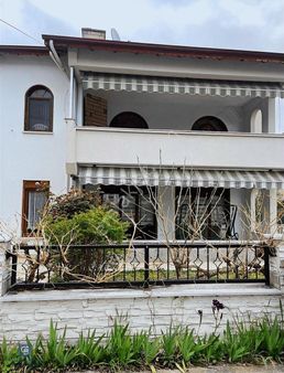 Silivri Çanta Balabanda Denize Yakın Mesafede Temiz Villa