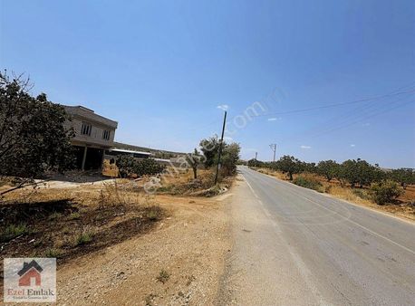 Ezel Emlaktan Şehitkamil Aşağı Arıl Da Satılık Bağ Evi