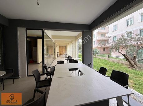 Çanakkale Barbaros Troya Caddesi Yakını 360 M2 İşyeri