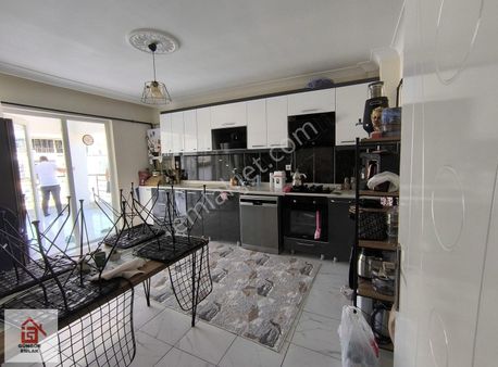 Güngör Emlak'dan Feridunçelik Mahallesinde Satılık 3+1daire