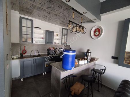 World İlkevim'den Kiracılı Satılık Oto Galeri