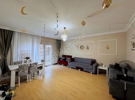 Başakşehir Konaklarında Metroya 8dk Yürüme Mesafesi Fırsat Daire