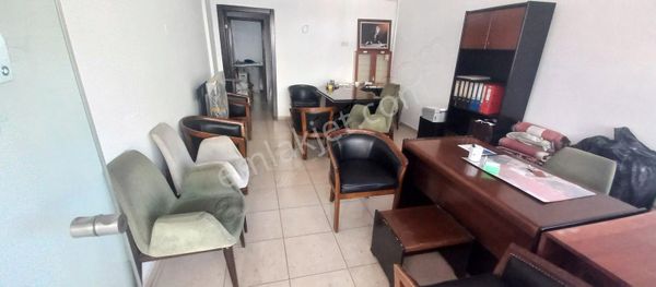 35 M2 Net+20 M2 Bahçe Kullanımlı, Dikmen Merkezde Yapılı Dükkan