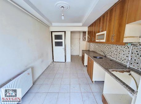 Saygın'dan Yeşilköy Cad. 120 M2 3+1 2.kat Ara Kat Önü Açık Daire
