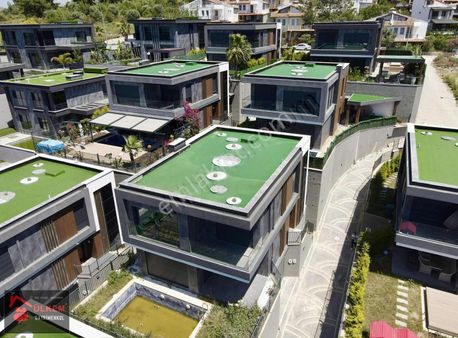 Full Deniz Manzaralı Kapalı Otoparklı Özel Havuzlu Villa