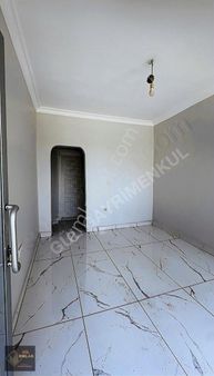 Beylikdüzü Büyük Fırsat Ticari Kullanımlı Özel 3+1 Satılık Daire