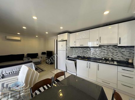 Sarımsaklı'da Çarşıda Satılık 1 Tapu 2 Eşyalı Daire (dubleks)