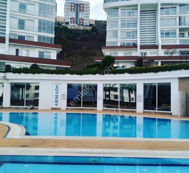 Yıldız Gayrimenkulden Armada Sitesinde Satılık 1+1 Daire