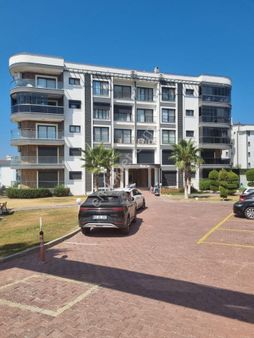 Ada Marka Gayrimenkul'den Aydın Kuşadası İkiçeşmelik 3+1 Havuzlu Sitede Daire