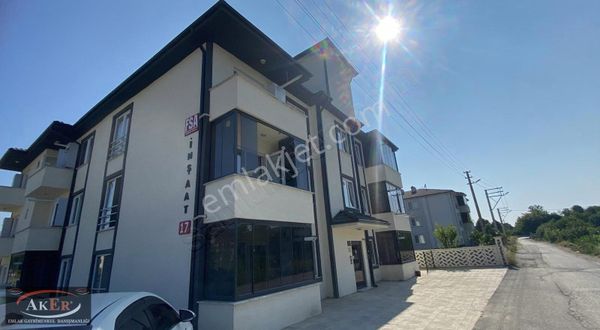 Aker Emlaktan Akyazı Yeni Mahallede Eşyalı 1+1 Daire