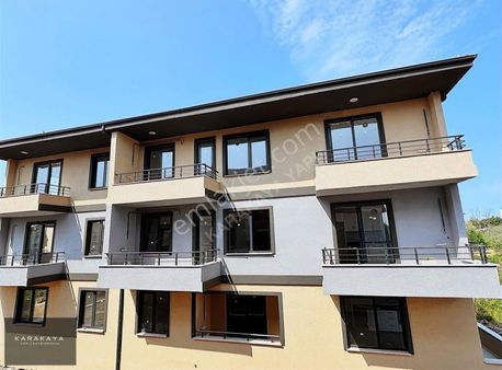 Yeni Mahalle'de** Sıfır **havuzlu - Yerden Isıtma - Geniş M2