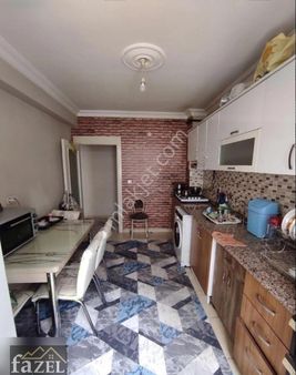 Fazelden Yenibahçeli Sokakta Asansörlü İskanlı 2+1